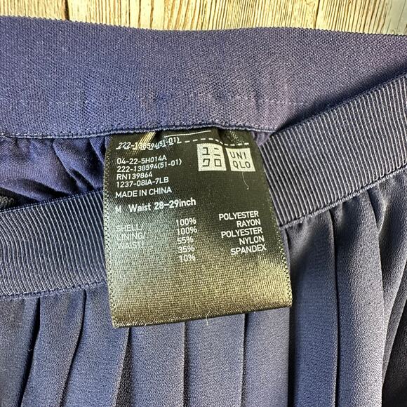 Uniqlo Midi Skirt Womens M Navy Blue Chiffon‎ Lined Electric Pleated A-Line - Picture 6 of 6